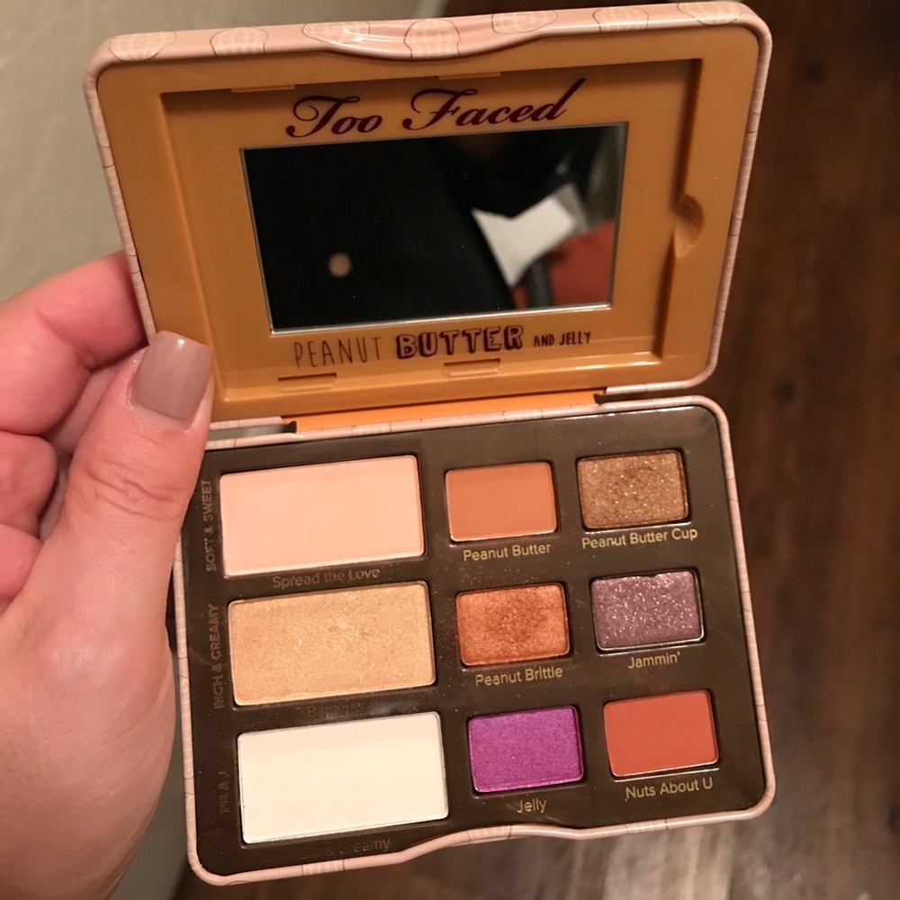 Too faced peanut butter and jelly palette-1HR SALE